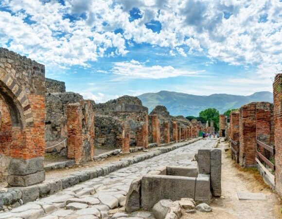 Pompeii & Naples